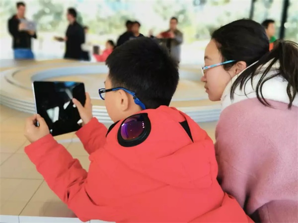 在世界頂級(jí)名校斯坦福大學(xué)學(xué)編程，讓孩子走在國(guó)際教育的前沿