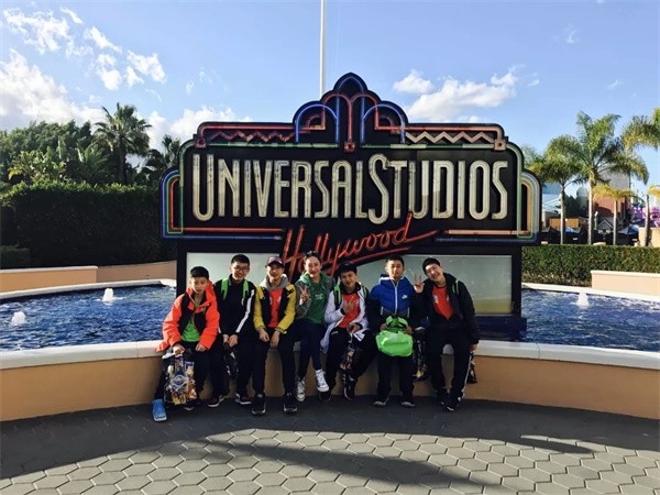 在世界頂級(jí)名校斯坦福大學(xué)學(xué)編程，讓孩子走在國(guó)際教育的前沿