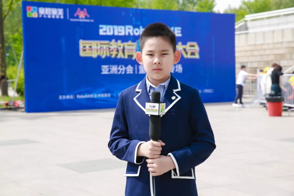 童程童美首位央視小記者，CCTV出鏡啦！