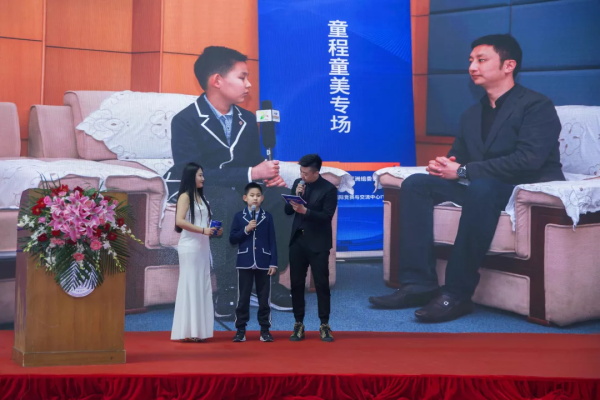 童程童美首位央視小記者，CCTV出鏡啦！