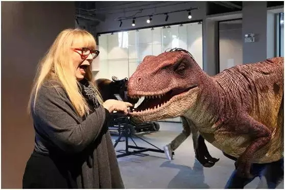 這個(gè)暑假，來童程童美，用無人機(jī)創(chuàng)作人生的第一部微電影吧！