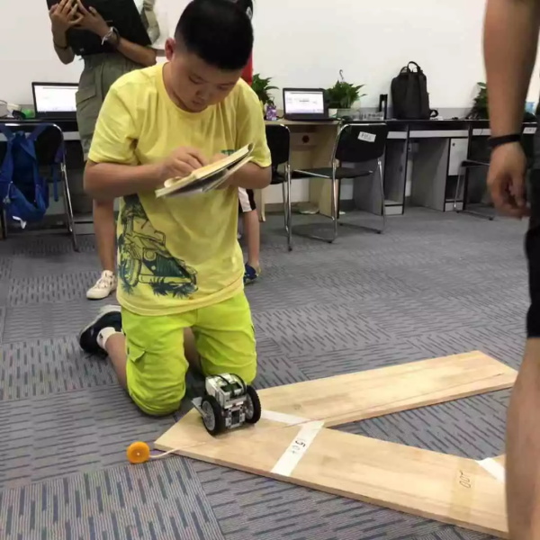 走向勝利，202顆明日之星云集童程童美RoboRAVE國際大賽暑期特訓營！