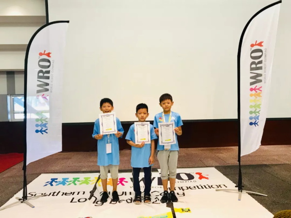 逐夢(mèng)前行，載譽(yù)而歸：童程童美隊(duì)包攬2019WRO南加州賽冠亞軍！