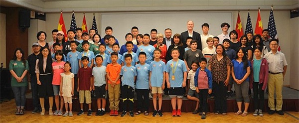 跨國交流，童程童美學員登上中國駐洛杉磯總領(lǐng)館官網(wǎng)頭條！