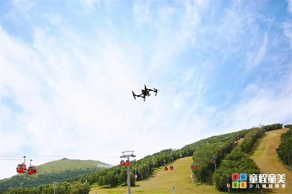 【國內(nèi)營地】童程童美·云南撫仙湖·大疆無人機(jī)攝影營報名開啟！