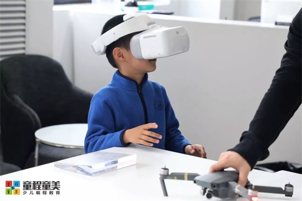 【國內(nèi)營地】童程童美·云南撫仙湖·大疆無人機(jī)攝影營報名開啟！