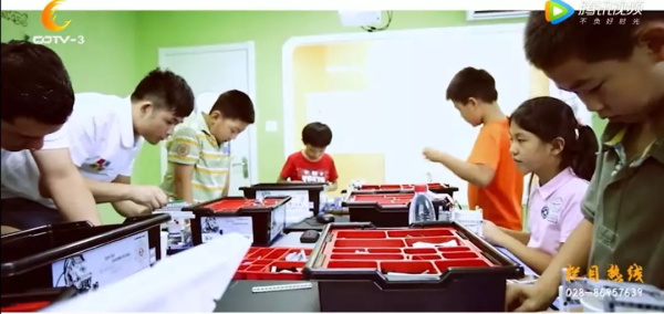 成都電視臺(tái)走進(jìn)童程童美，揭秘少兒編程的魅力