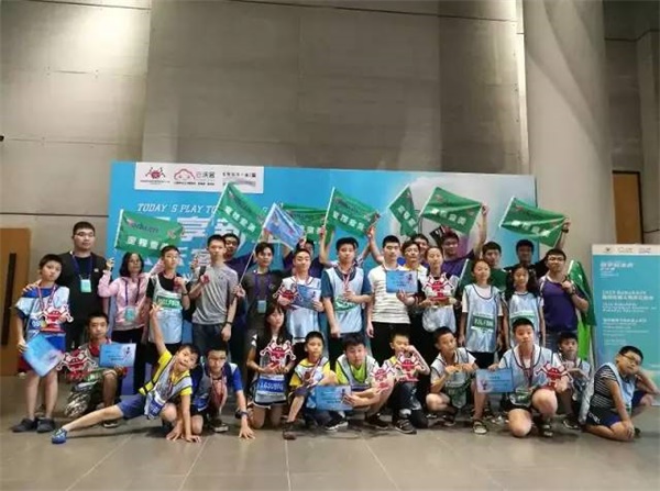 2020童程童美加拿大機(jī)器人高端技術(shù)集訓(xùn)營開啟，海外專家親臨指導(dǎo)！ 