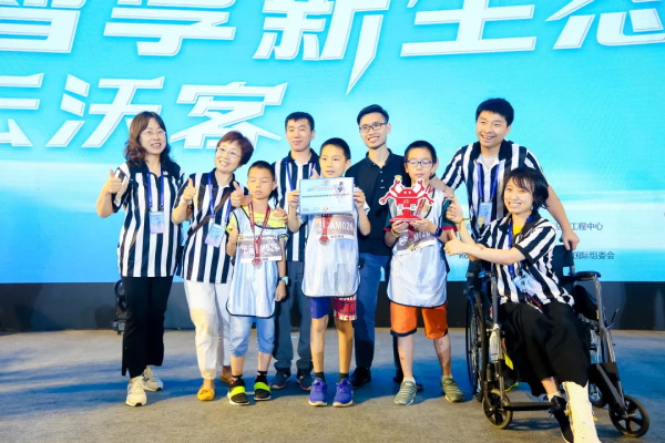 高額獎勵金、直通國際總決賽 | 2020年童程童美RoboRAVE國際教育機器人大會報名開啟！